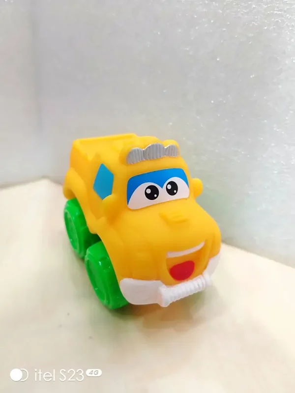 Figurines et jouets en silicone.